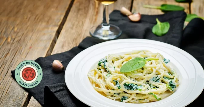Receitas: Receita de Macarrão com Espinafre Alho e Oleo