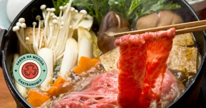 Gastronomia: Descubra os Ingredientes Secretos para um Sukiyaki Perfeito!