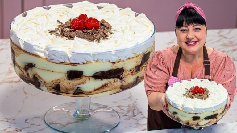 Torta Gelada Mesclada de Ninho com Chocolate na Taça: Sobremesa de Natal Fácil e Cremosa