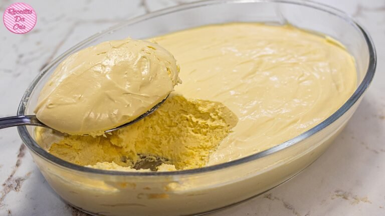 Mousse de Maracujá Cremoso com 2 Ingredientes: Rápida, Econômica e Sem Leite Condensado