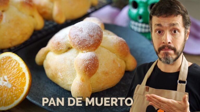 Pan de Muerto Tradicional: Receita Mexicana de Pão Doce Macio com Laranja e Erva-Doce