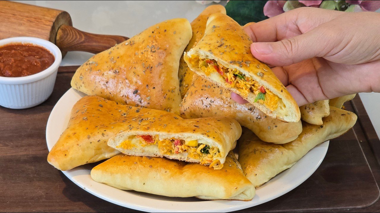 Como Fazer Esfiha Caseira Fácil e Econômica com Recheio de Frango e Queijo 