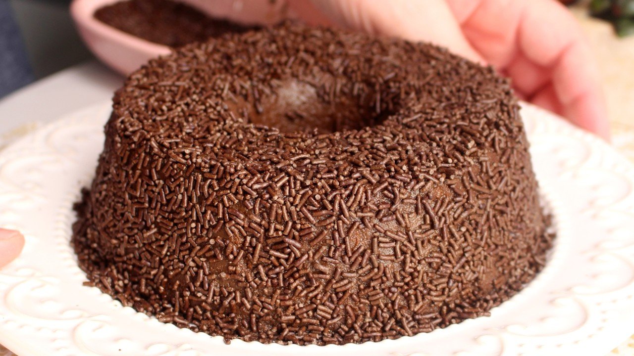 Brigadeirão Cremoso em 30 Minutos: Receita Fácil, Rápida e Deliciosa 