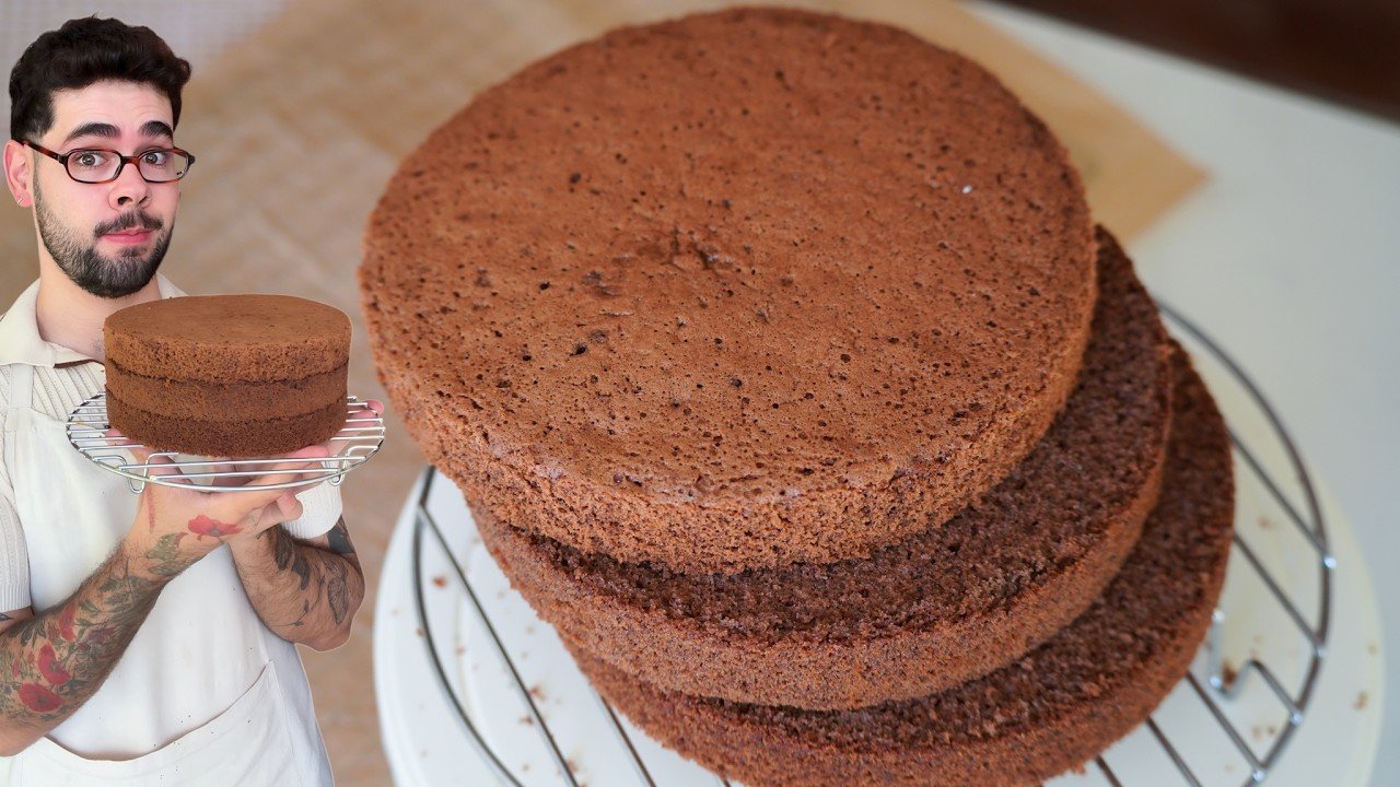 : Como Fazer Pão de Ló de Chocolate Super Fofinho para Bolo de Aniversário 