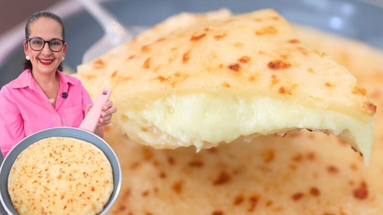 Como Fazer Pão de Queijo de Frigideira Fácil e Rápido com Recheio de Mussarela