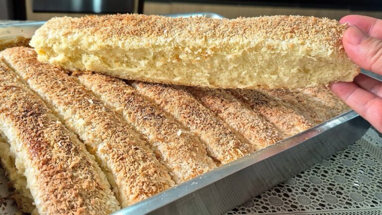 Como Fazer Pão Doce de Coco Fofinho (Língua de Sogra) Fácil e Irresistível