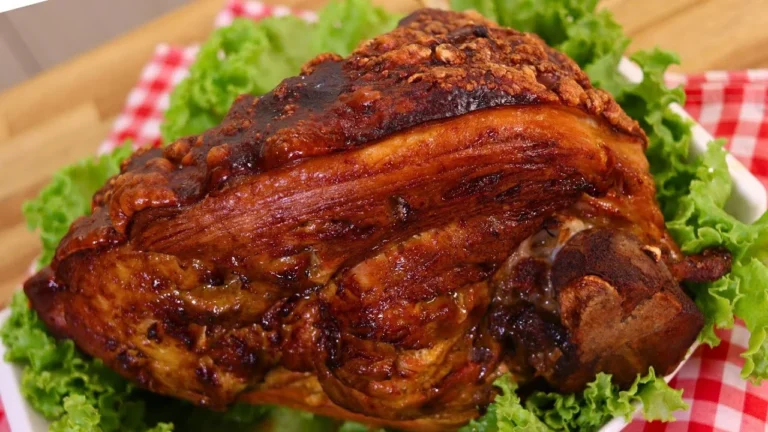 Pernil Assado de Natal no Forno: Suculento por Dentro e com Pururuca