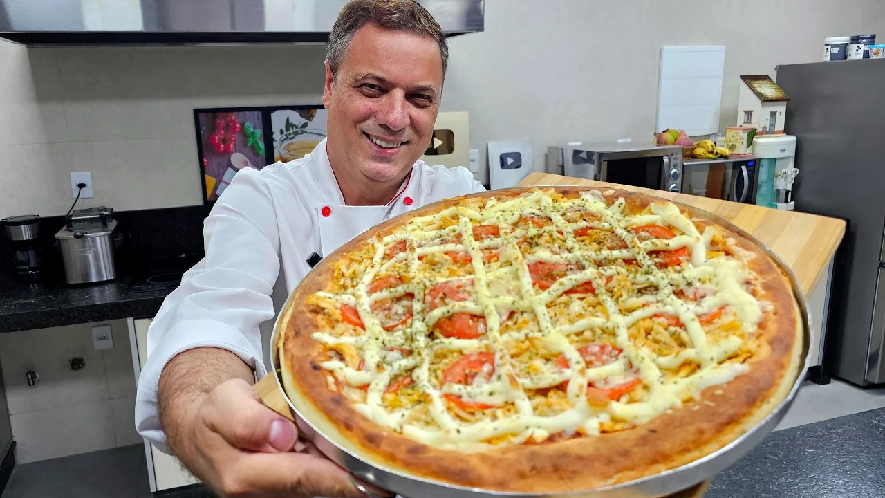 Pizza de Frango com Requeijão em 20 Minutos 